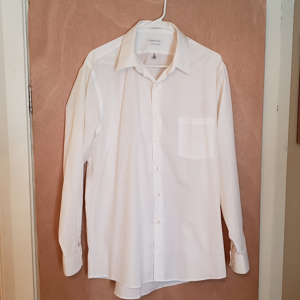 Van Heusen Button Down Dress Shirt 16.5 34/35